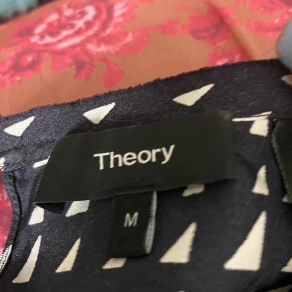 Theory black/white geometric silk T-shirt dress - Picture 8 of 8